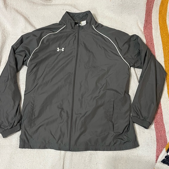 Under Armour Men's Dark Gray Windbreaker - Picture 1 of 5